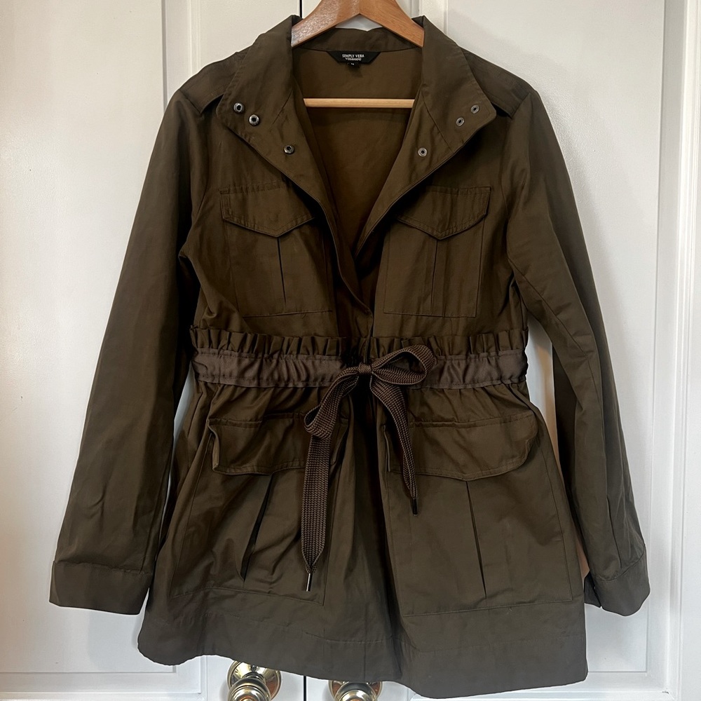 Short trench coat w/ waist tie by Simply Vera in green